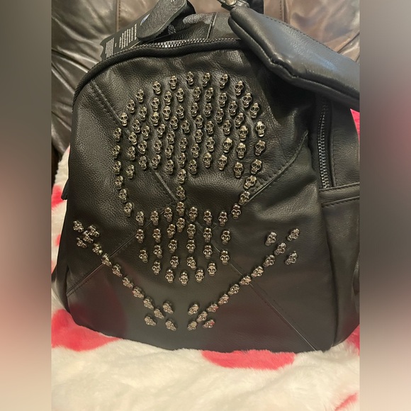AMERILEATHER Joreah Black Leather Skull Backpack With Removable Coin Pouch 🖤💀 - Picture 6 of 11